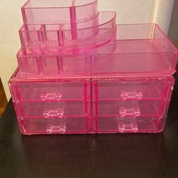 A two set make up organizers