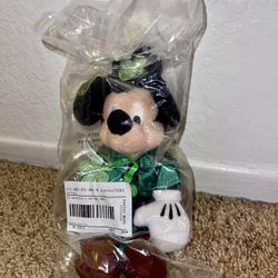 Vintage Mickey Mouse Irish St Patrick’s Day plush Disney Store Bean Bag - Sealed