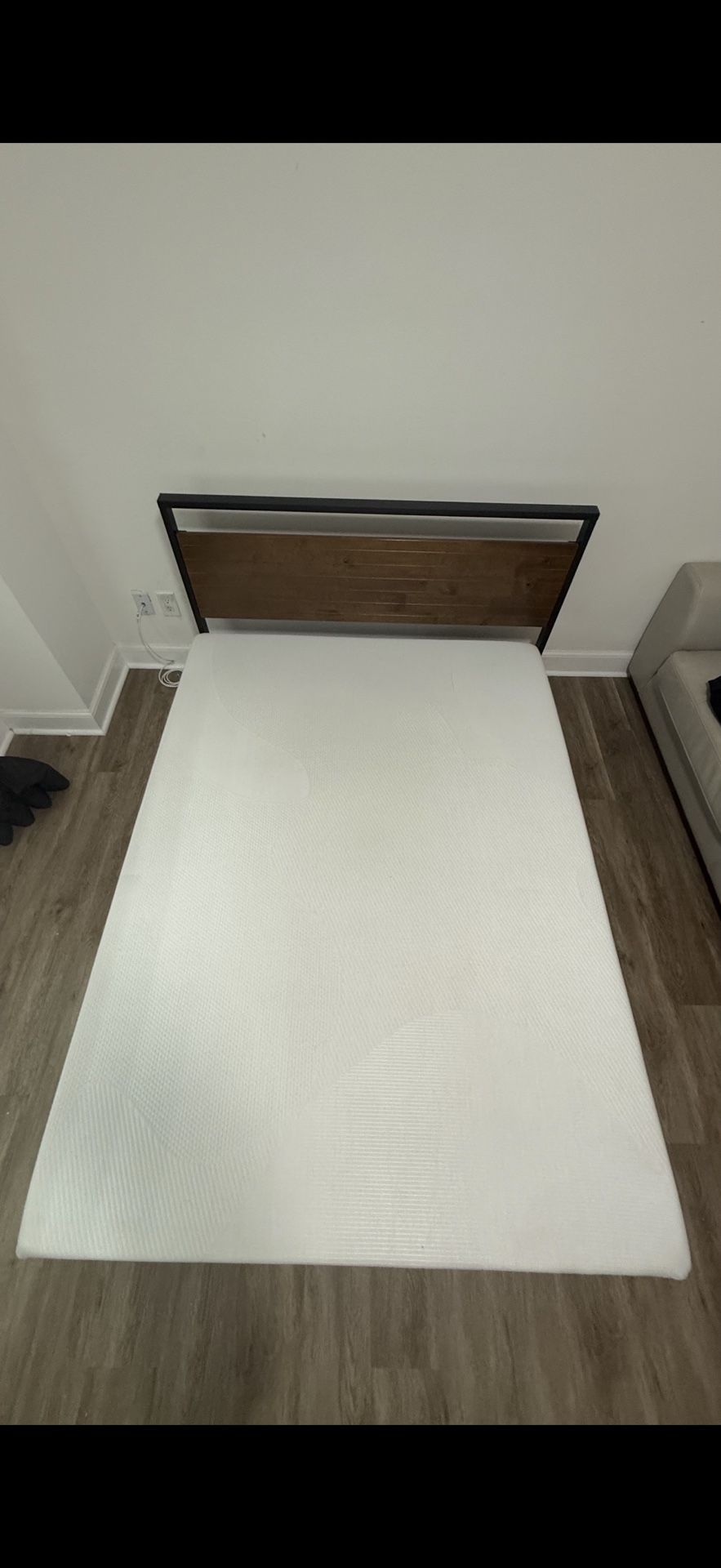 Queen Memory Foam Bed And Frame Like New