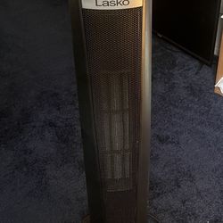 Room Space heater. With remote. Digital.