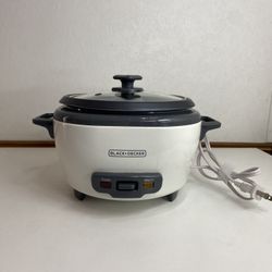 BLACK+DECKER 3 Cup Capacity Rice Cooker
