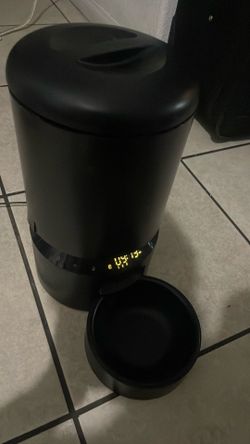 Petlibro automatic dog feeder