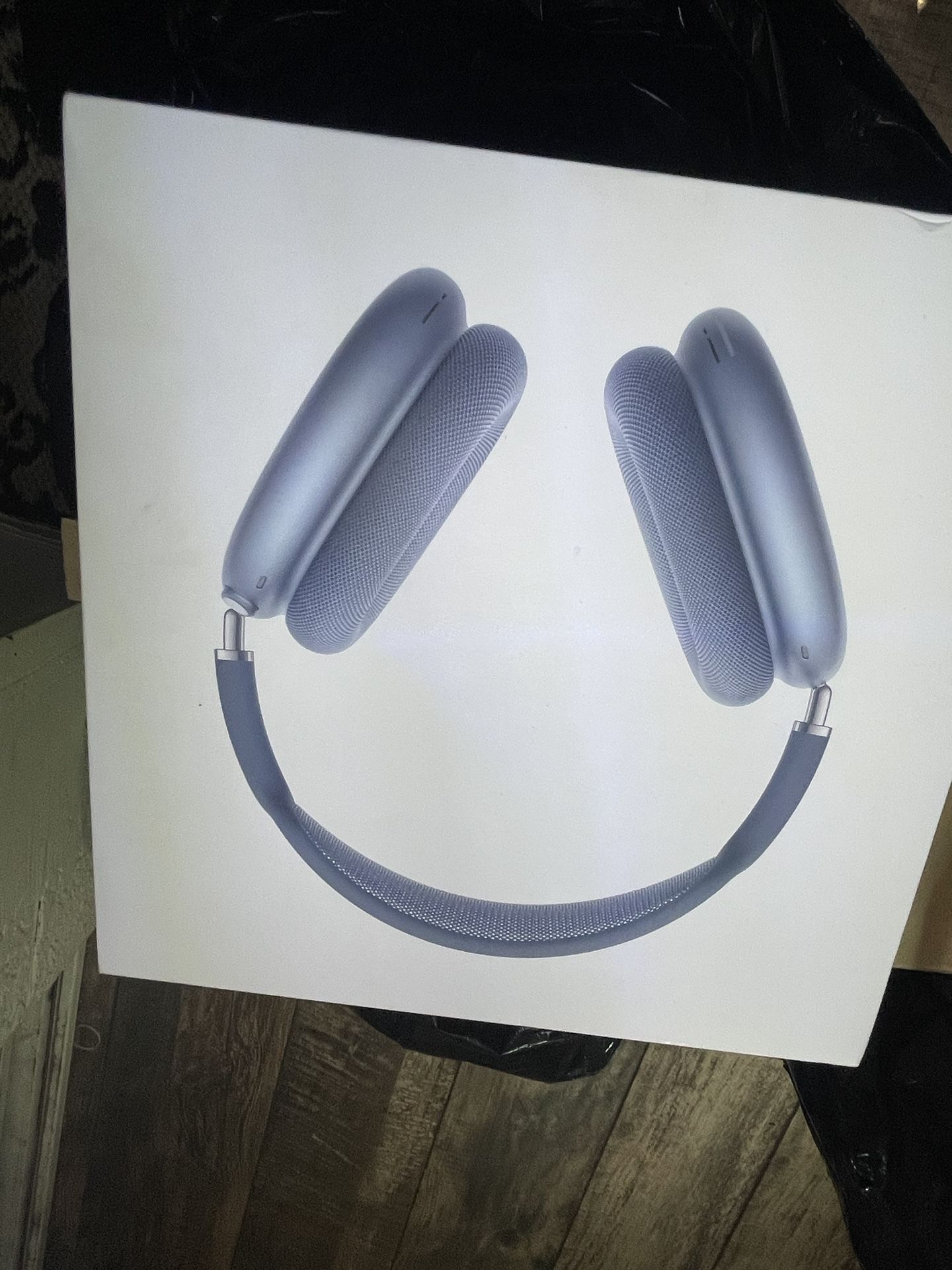 AirPod Max Pro