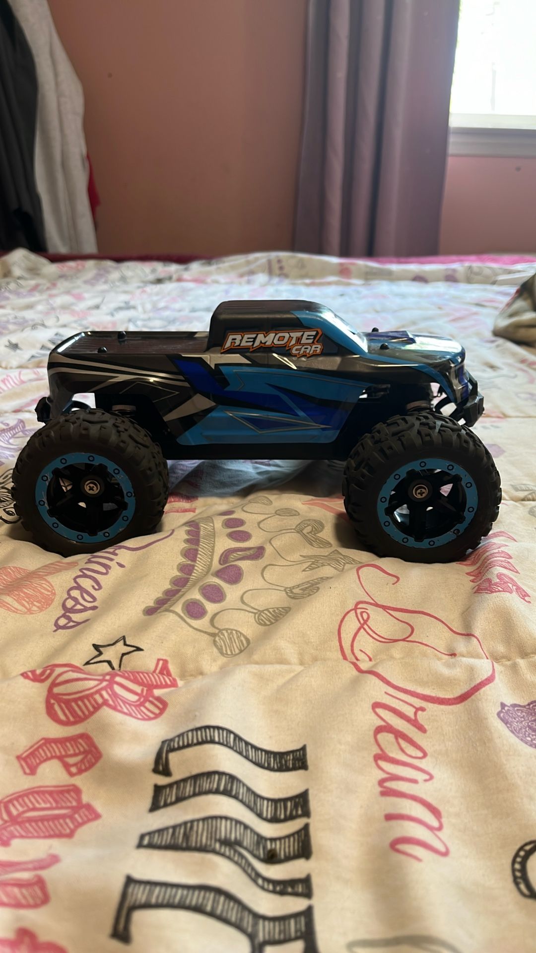 RC Car Blue (great For Kids) 40+ Kph