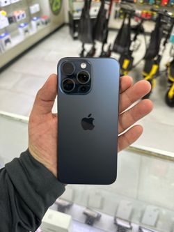 iPhone 15 Pro Max Unlocked 256GB! Finance for $50 down payment!!