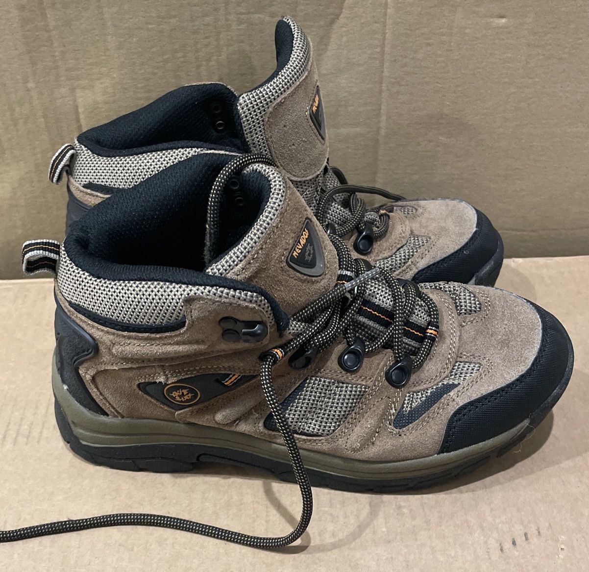 Nevados Women's Klondike Brown Waterproof Leather/Suede Mid Hiking Boots Sz 5.5M