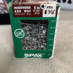 Used Box Of SPAX Hardwood And MDF Interior Use 1 1/2” Screws 
