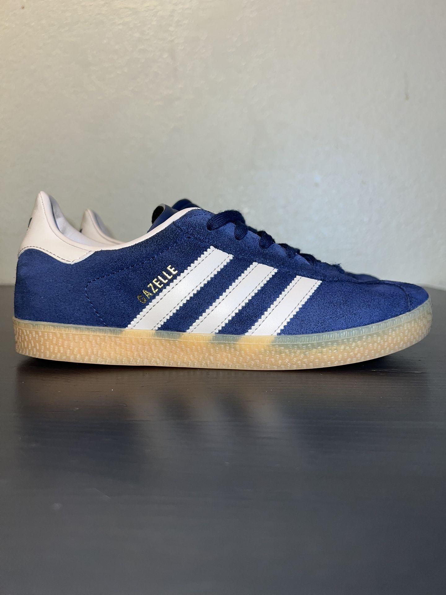 Kids Adidas Gazelle Size 4.5