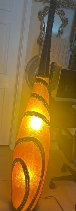 Floor lamp