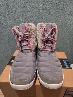 Ryka Gray Winter Boots with Faux Fur Collar