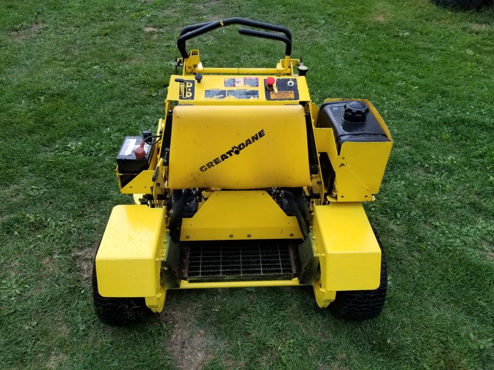 Great Dane stand-on 52” lawn mower - Lawn Mowers - Bonney Lake