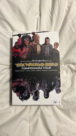 The Walking Dead Compendium 4