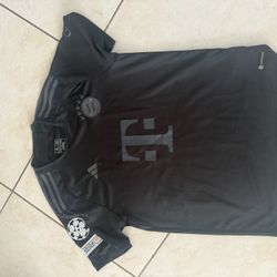 bayern soccer jersey