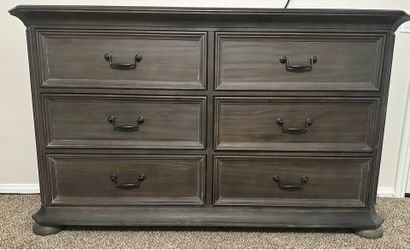 Dresser Set