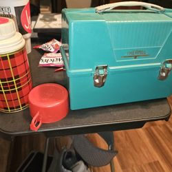 1970s Early Vintage Lunch Pal Everything Here
