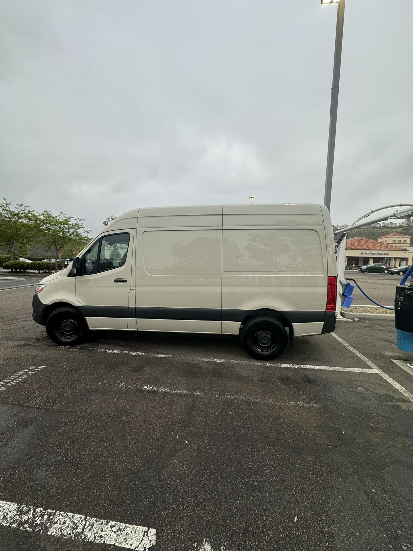 2023 Mercedes-Benz Sprinter 2500