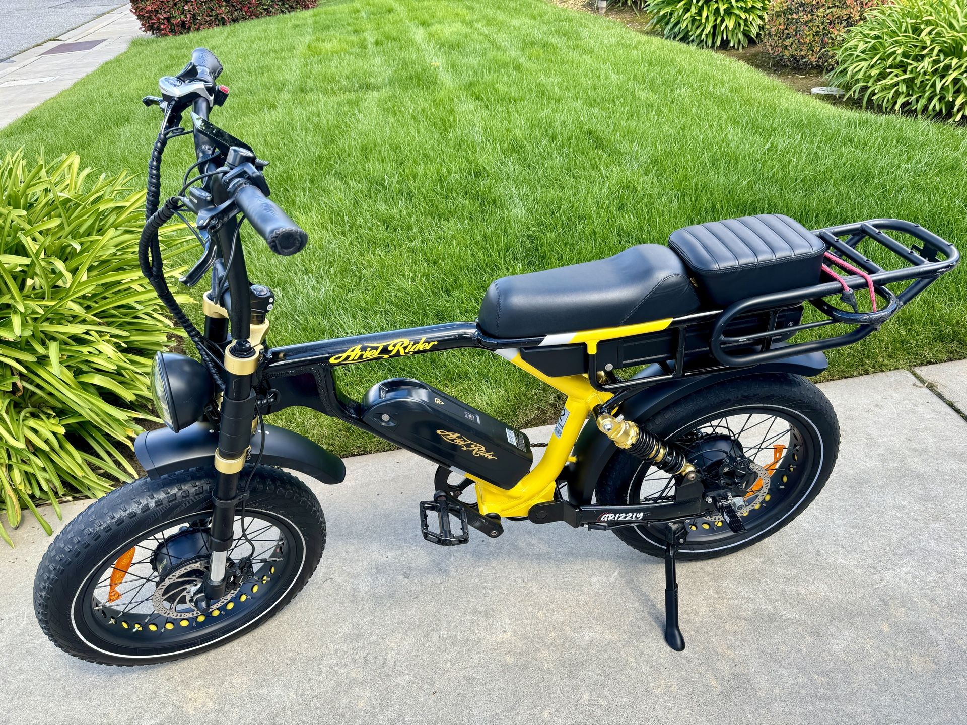 Ariel Rider Grizzly E-bike, Electric Bike 