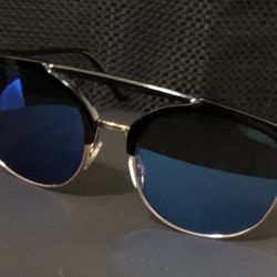 Aviator Style Sunglasses