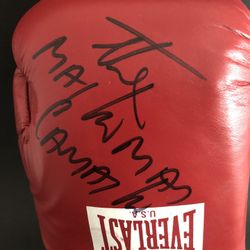 Hector Macho Camacho Autographed Everlast Boxing Glove