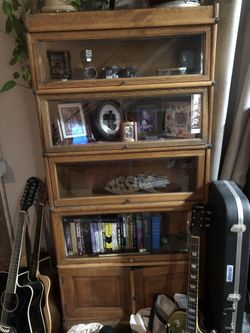 Barristers shelves Macy 98,910,912 with pedestal