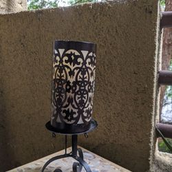 Candle holder