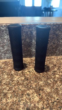 5 inch black grips for bikes, scooter etc..