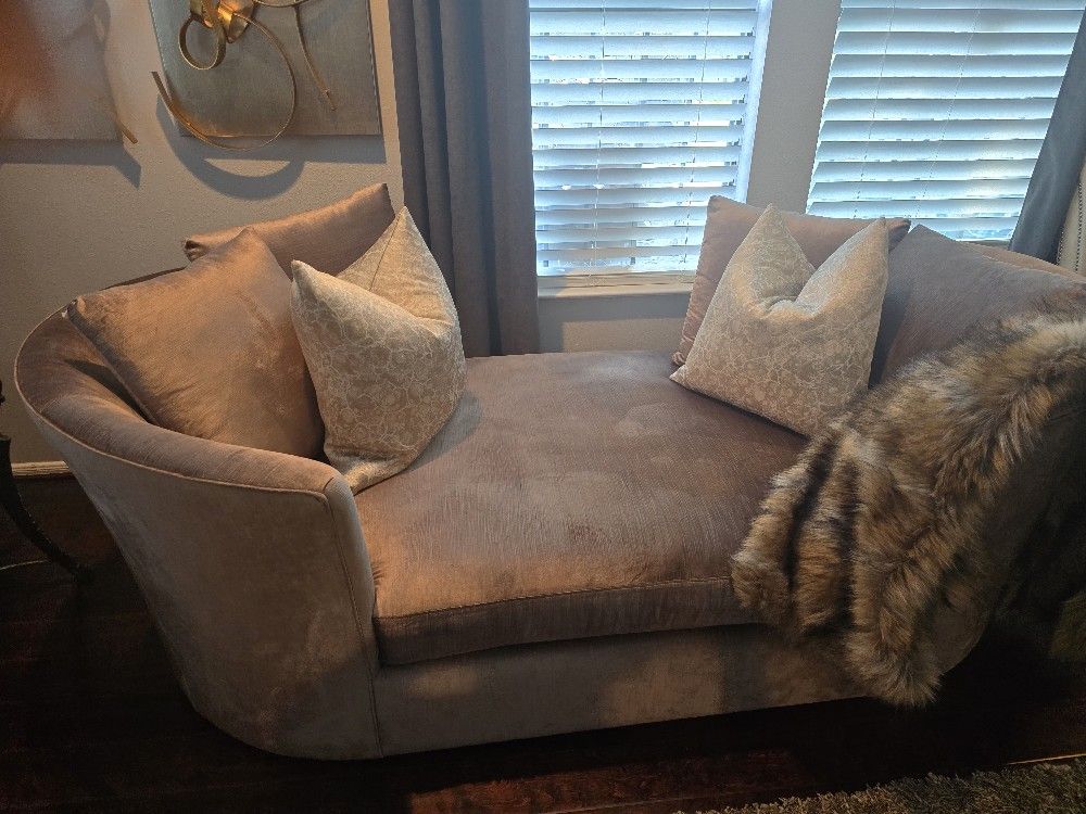 Sofa Chaise