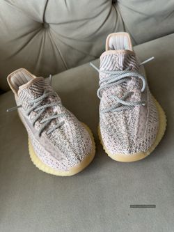 Adidas Yeezy Boost 350 V2 Synth Size 4.5 - No Box
