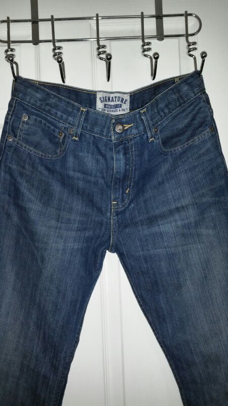 Boy's Levi Boot cut Jeans!