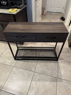 EntryWay Table