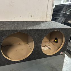 Dual 12" Subwoofer Box Enclosure