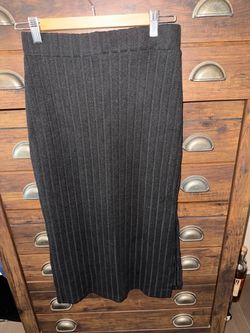 Black Ribbed Knit Midi Skirt