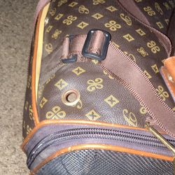 dog carrier