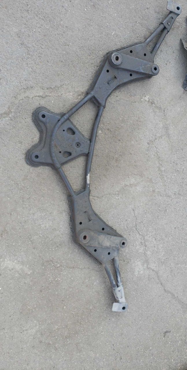 G35 350z front subframe brace