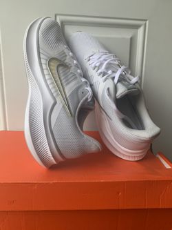 Nike Downshifters Size 11 Women’s