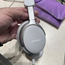 Bose  Headphones 