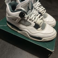 Men’s Air Jordan Retro 4 Size 8.5
