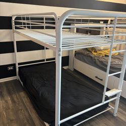 Twin Bunk Bed 