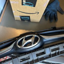 Hyundai Genesis Coupe Brand Badge Front Bumper 