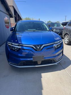 2023 VinFast VF 8
