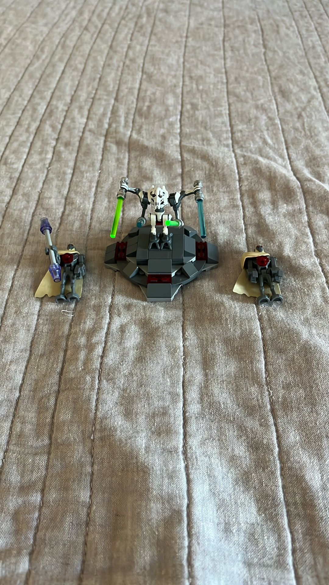 Lego Star Wars Minifigure: General Grievous + 2 Magna Guards