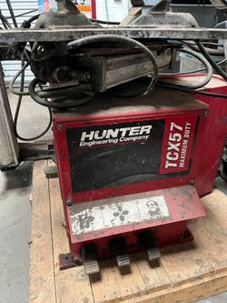 Hunter TCX57 Maximum Duty Tire Changer