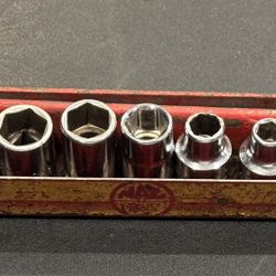 Mac Tools 10 Piece 3/8” Dr.  6 Point Metric Socket Set X6 Series. 