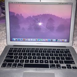MacBook Air 13-Inch 2015