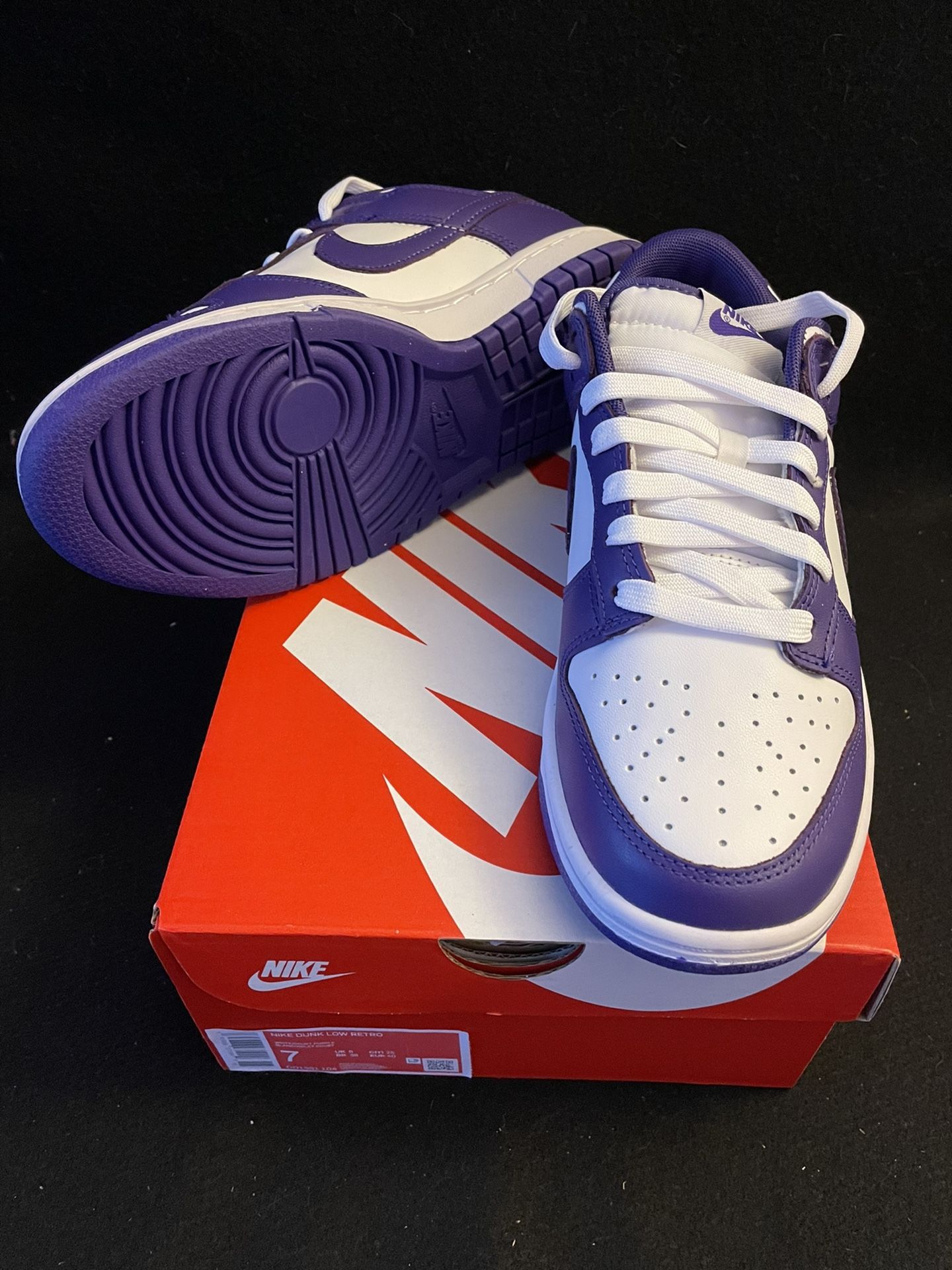 Nike Dunk Low Championship Court Purple Size 7 /w 8.5