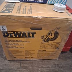 Dewalt Mitter Saw