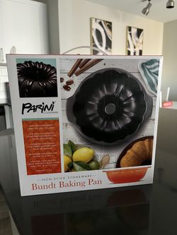 Brand New Parini Bundt Baking Pan / Cooking / Baking None Stick