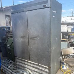 Refrigerator Commercial 