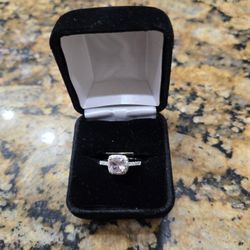 GENUINE 0.90 Cts MORGANITE & WHITE SAPPHIRE RING  .925 SILVER - New With Tag