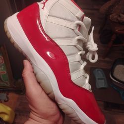 Jordan 11 SIZE 10
